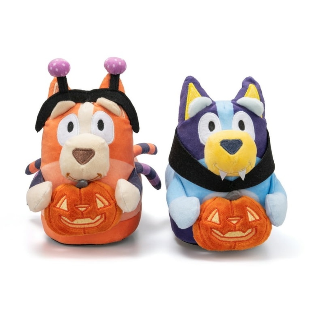3D Slippers of Bluey & Bingo IM OBSESSED W/THESE. They r PLUSH & Slip Proof  NWT